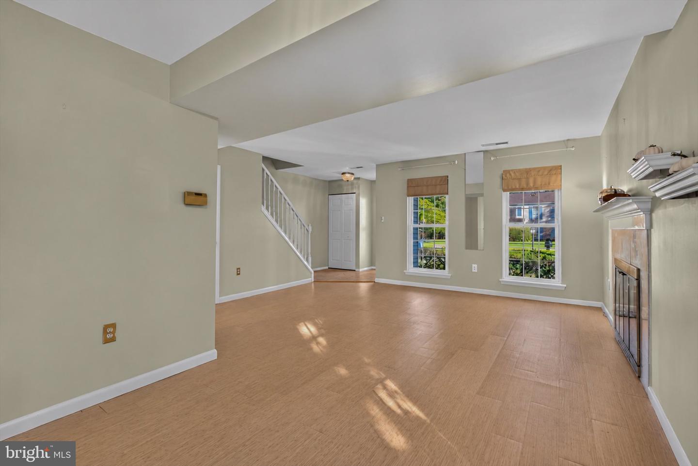 6545 Heatherfield Way Property Photo 7