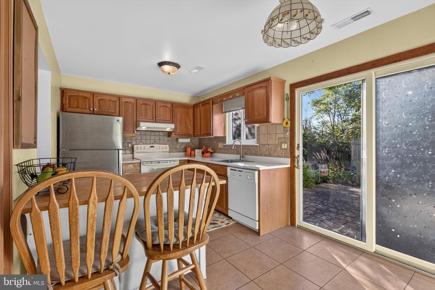 6545 Heatherfield Way Property Photo 8
