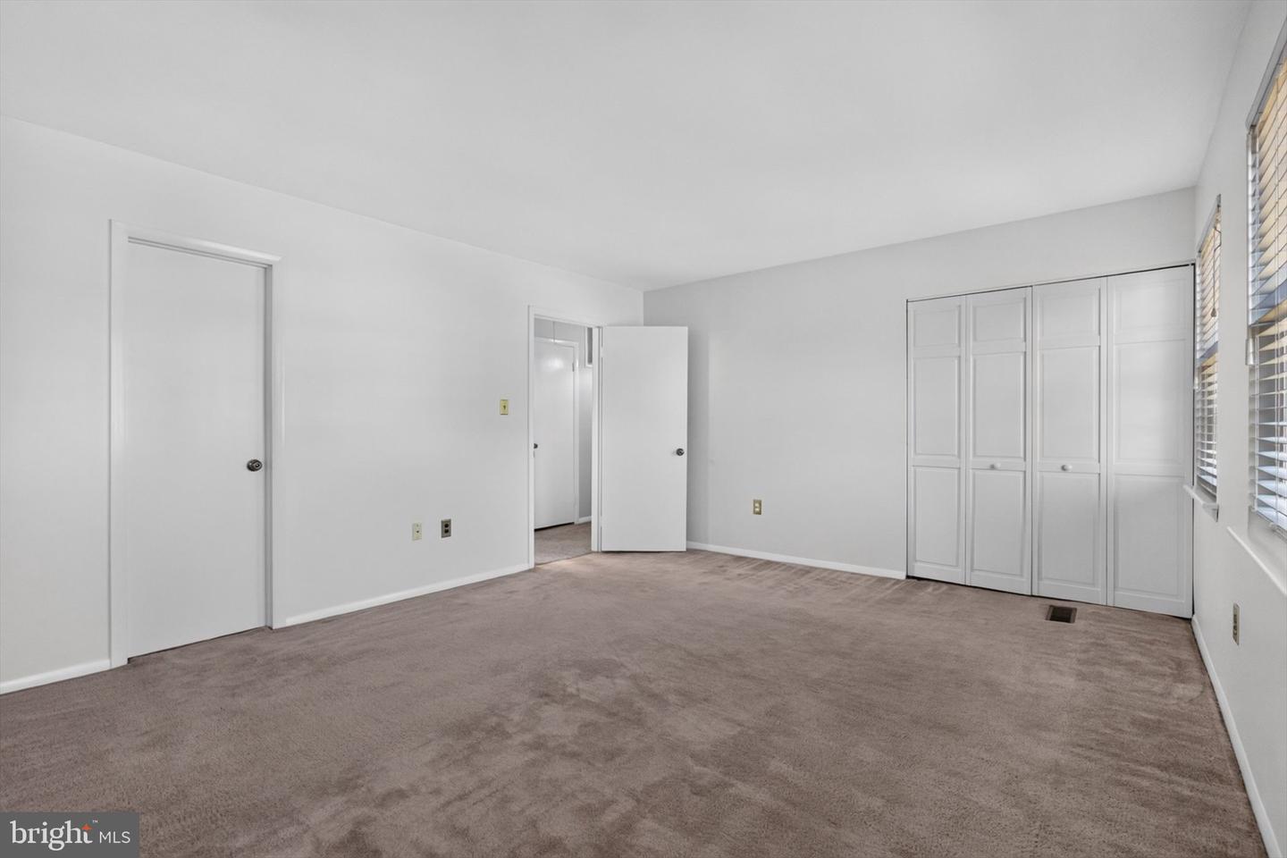 6545 Heatherfield Way Property Photo 16