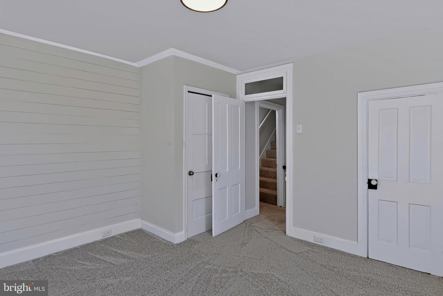 236 Pine St Property Photo 25