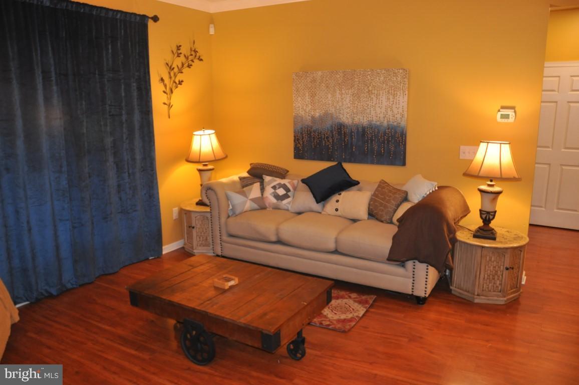 5103 Poplar St Property Photo 5