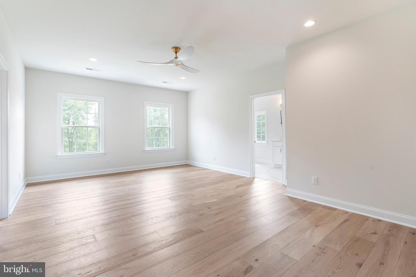 149 Governor Markham Property Photo 16