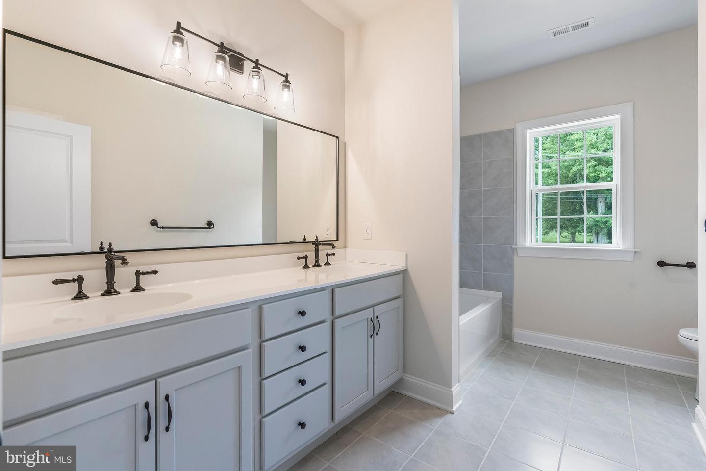 149 Governor Markham Property Photo 20