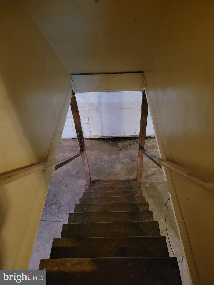 815 Clifton Ave Property Photo 8