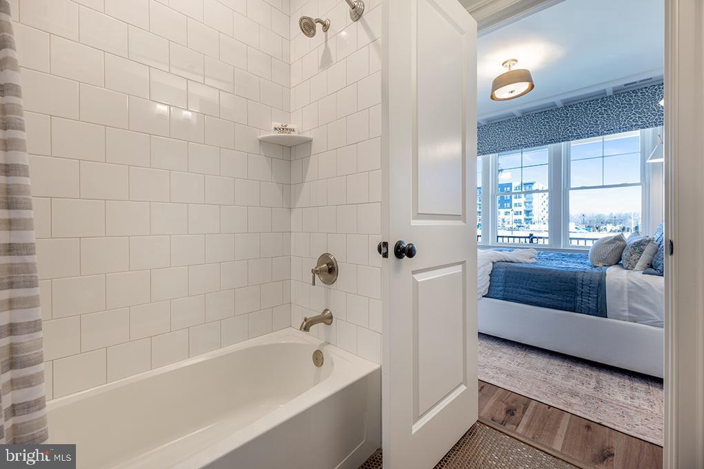 311 Squire Dr #17a Property Photo 7