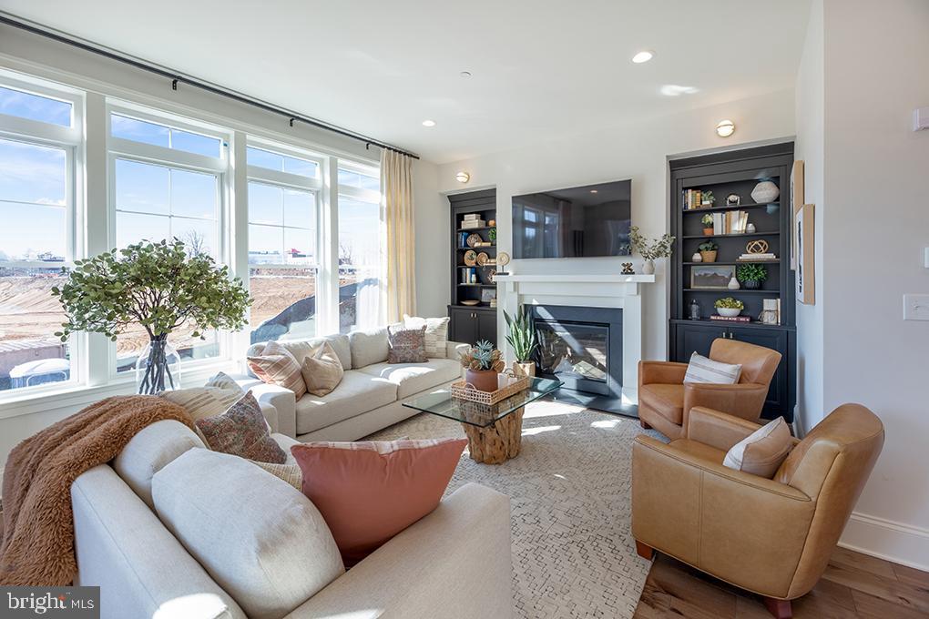 311 Squire Dr #17a Property Photo 18