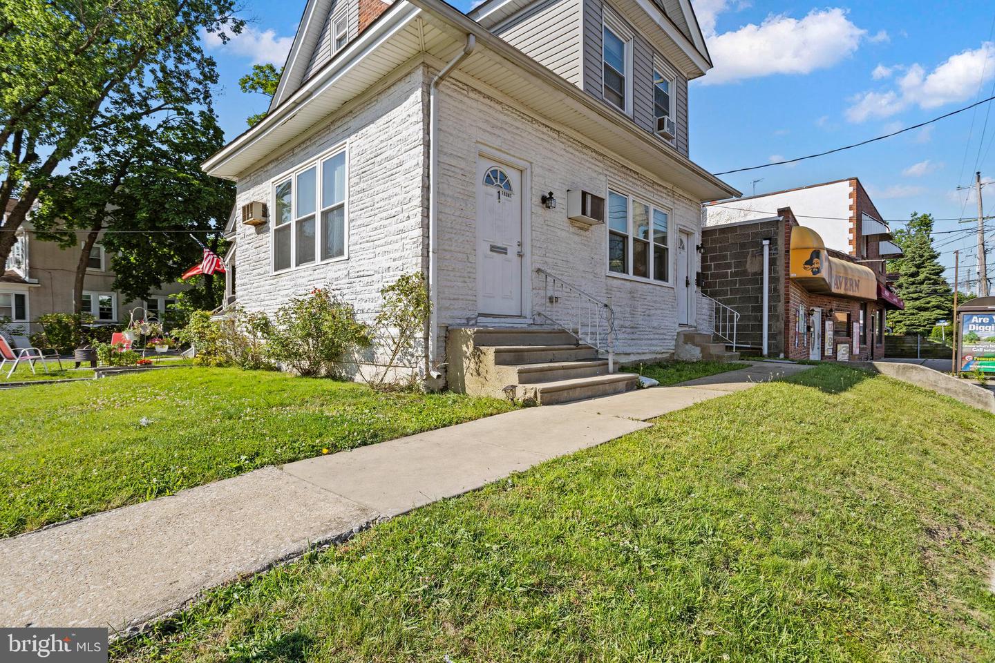 1 S Macdade Blvd Property Photo 2