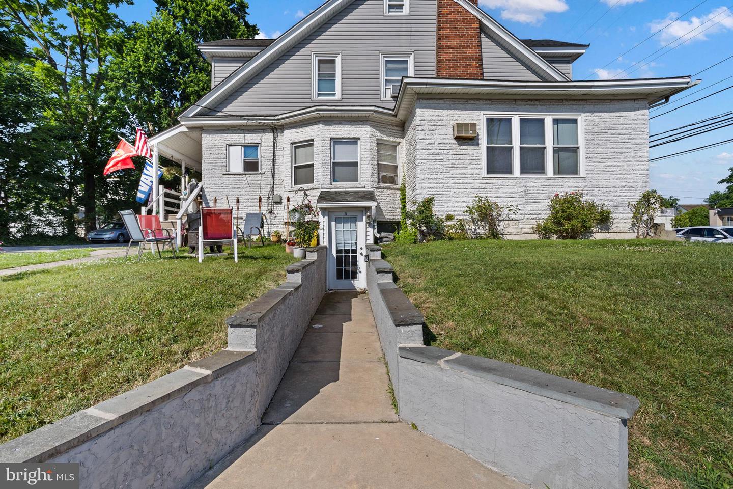 1 S Macdade Blvd Property Photo 3