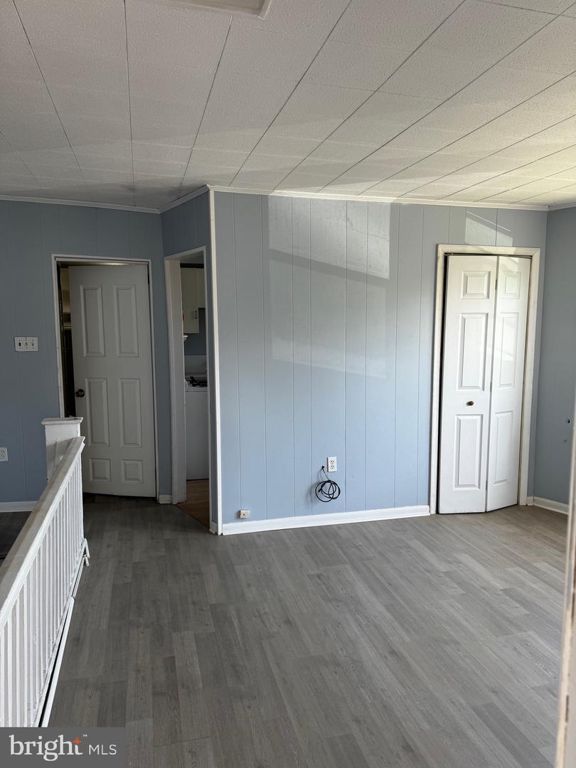 247 Melrose Ave #b Property Photo 4