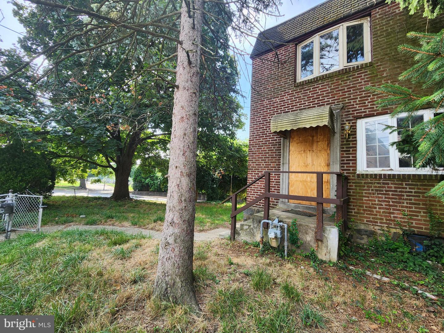 7000 Greenwood Ave Property Photo 2
