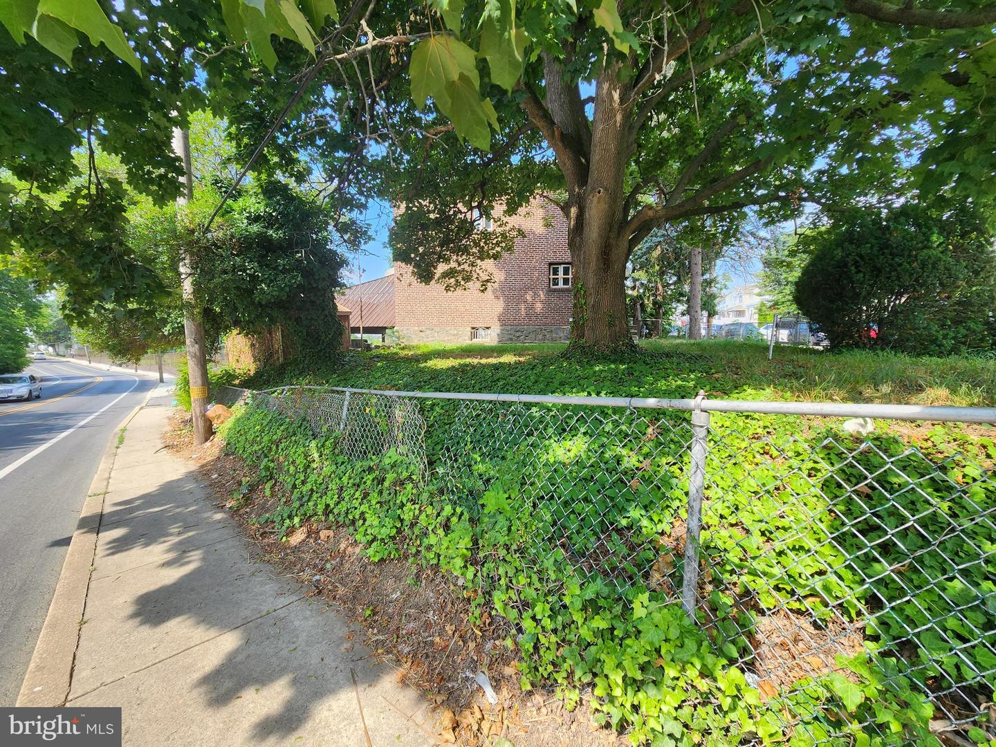 7000 Greenwood Ave Property Photo 8