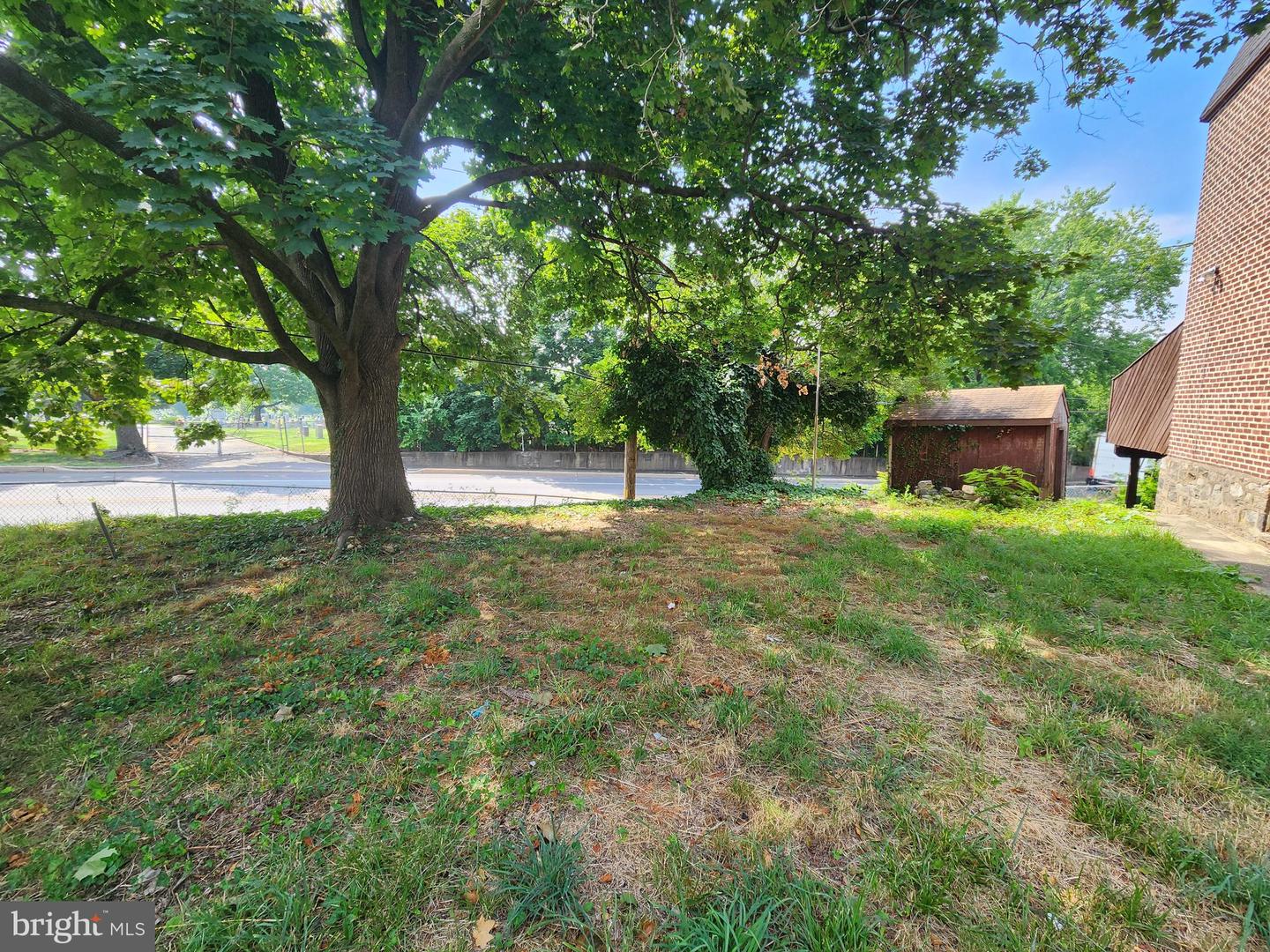 7000 Greenwood Ave Property Photo 9