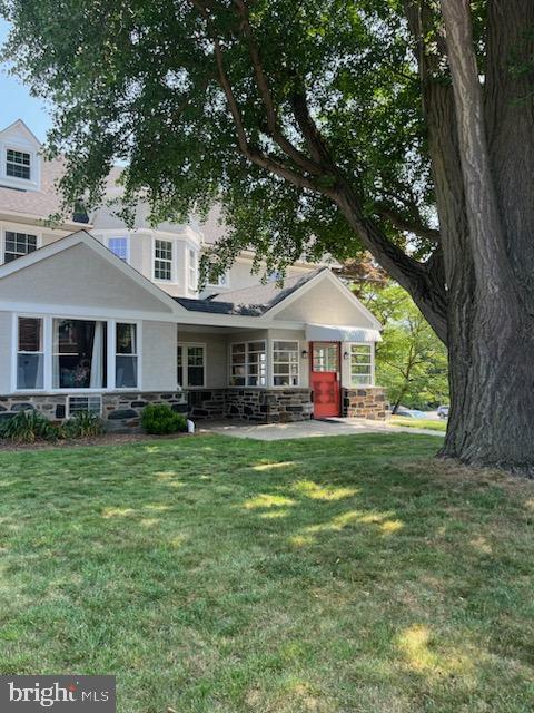 105 MORTON AVE Property Photo 1