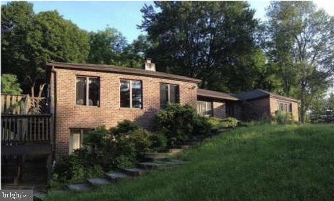 1392 Baltimore Pike Property Photo 1