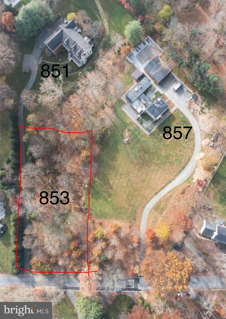853 Briarwood Rd Property Photo 2