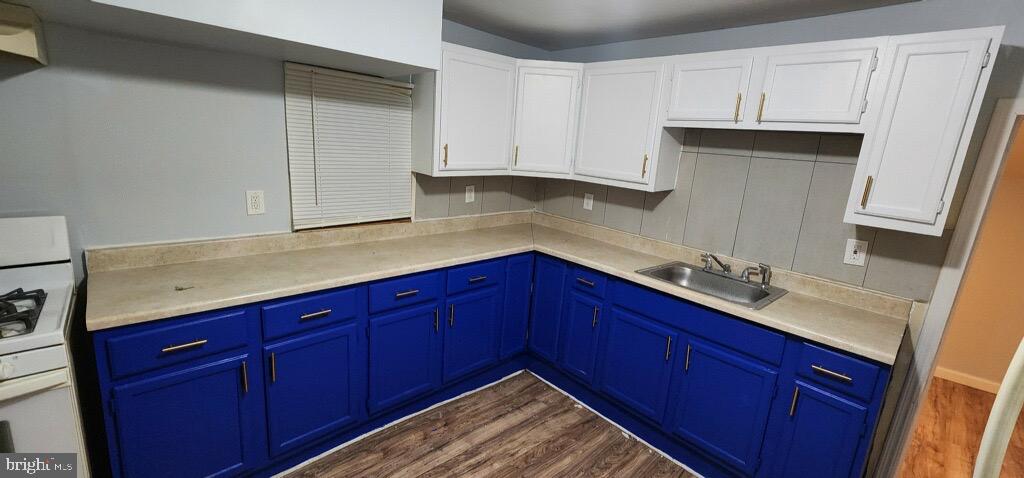 220 Kerlin St Property Photo 3