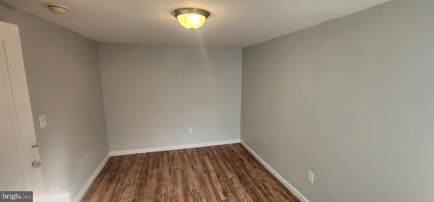 220 Kerlin St Property Photo 6