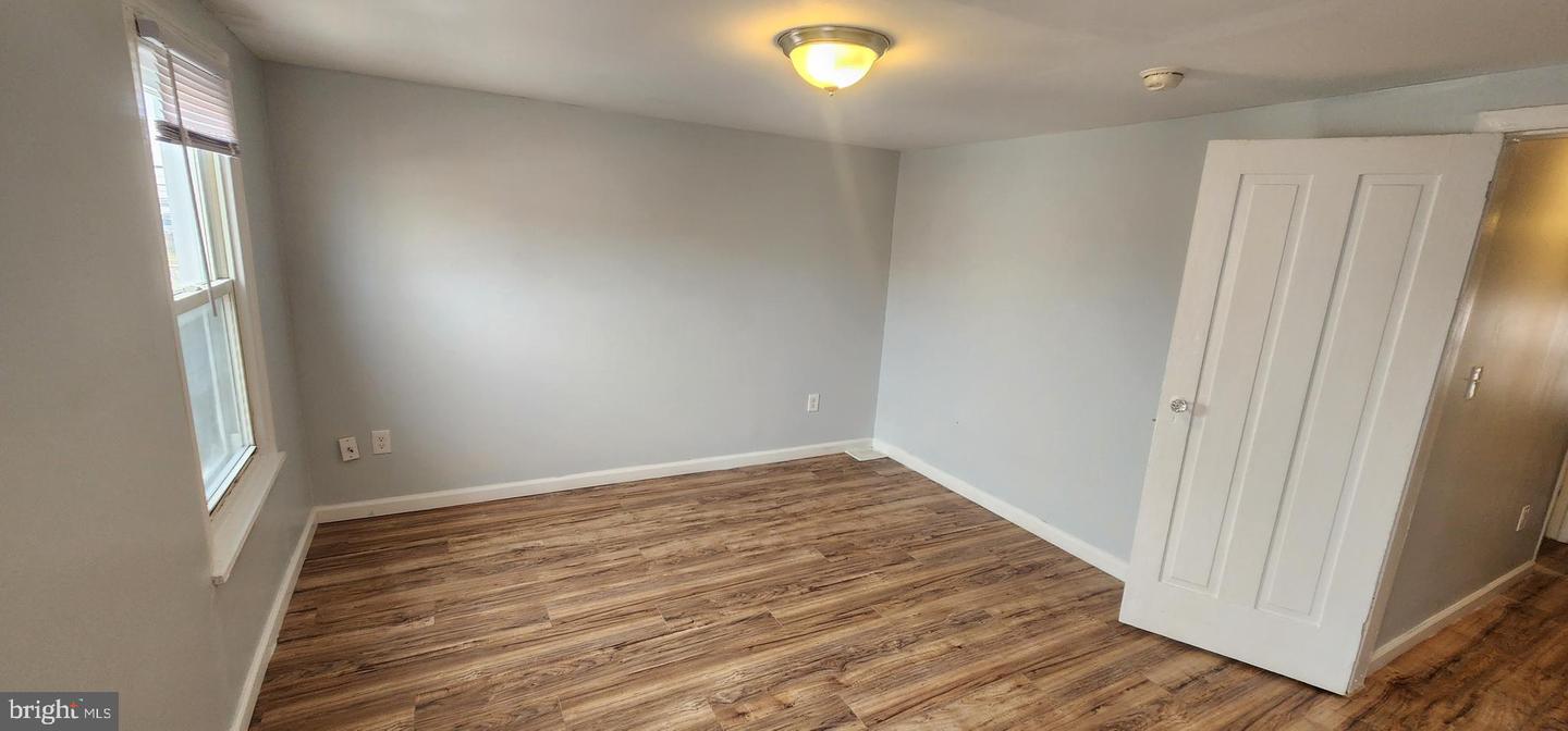 220 Kerlin St Property Photo 7