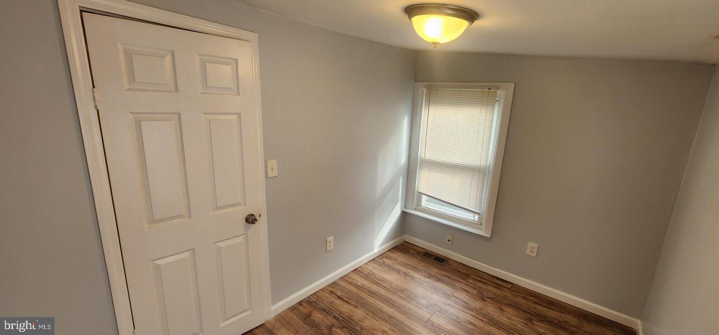 220 Kerlin St Property Photo 12