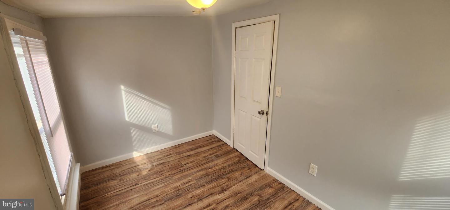 220 Kerlin St Property Photo 13