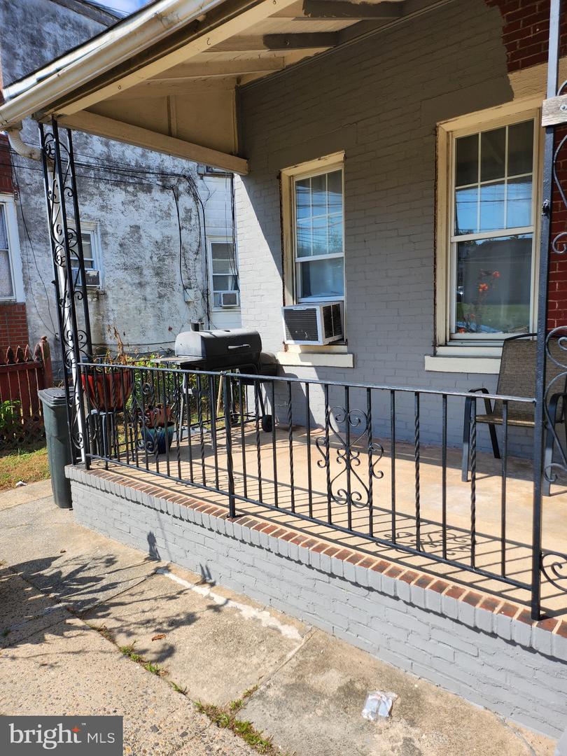 71 Macdade Blvd Property Photo