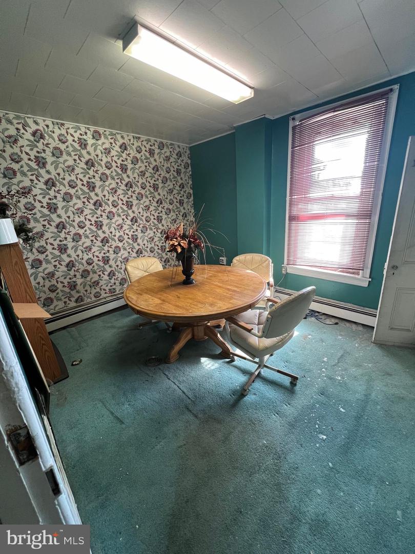 910 Highland Ave Property Photo 16