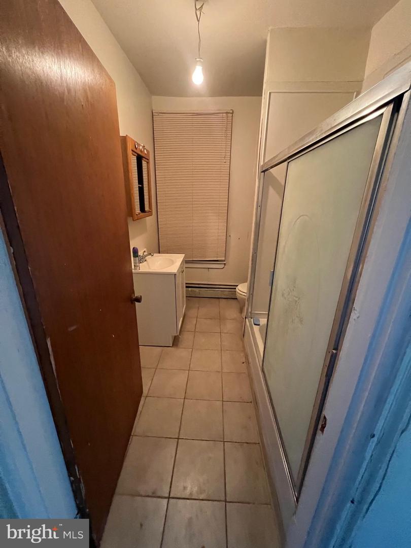 910 Highland Ave Property Photo 22
