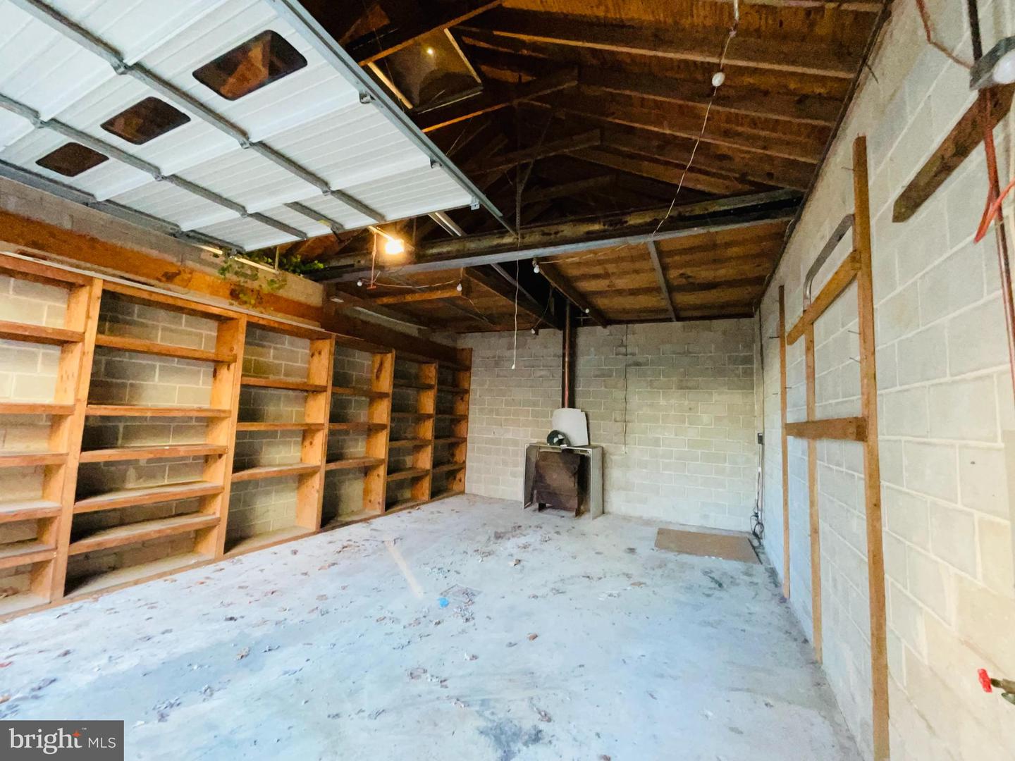 615 W Brookhaven Rd Property Photo 5