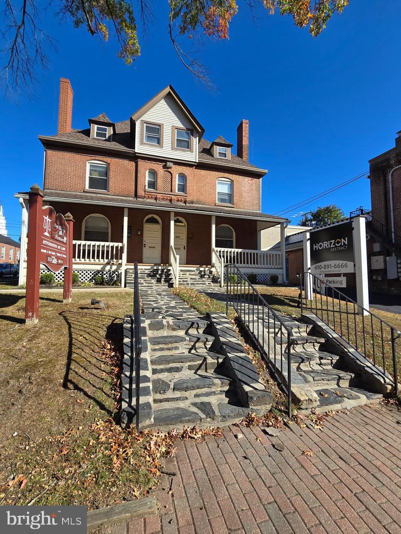 333 W Baltimore Ave Property Photo 1