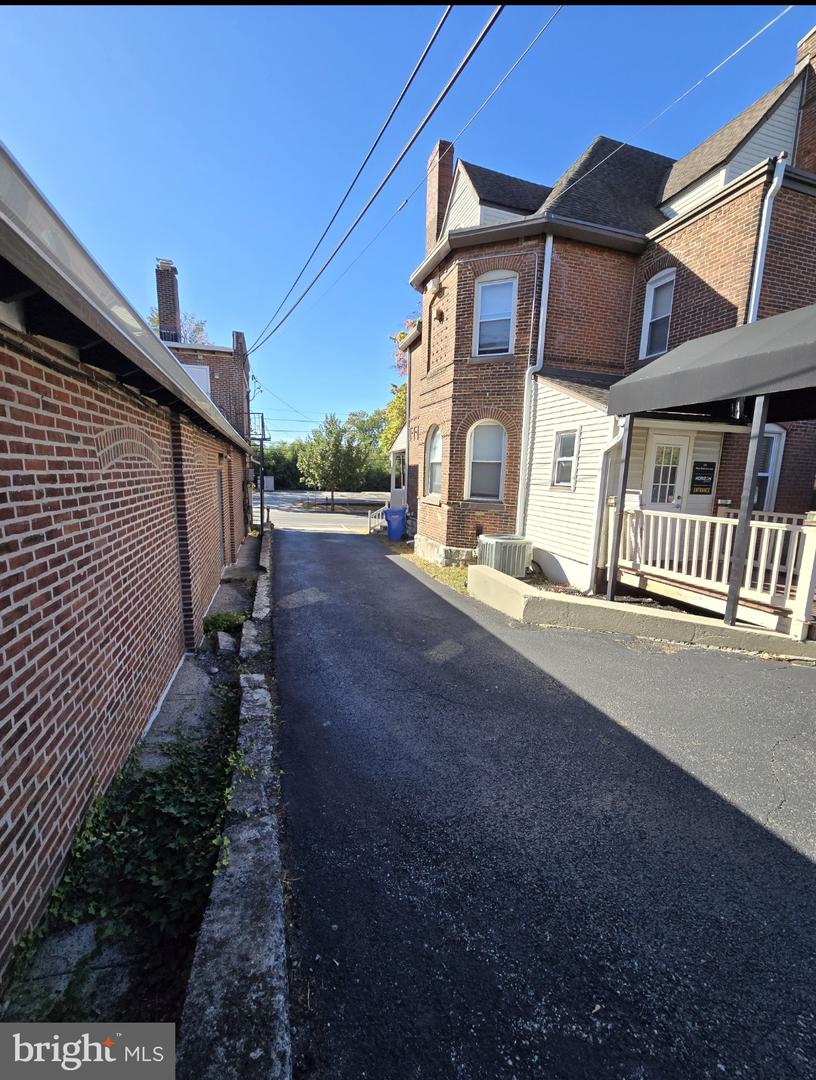 333 W Baltimore Ave Property Photo 5