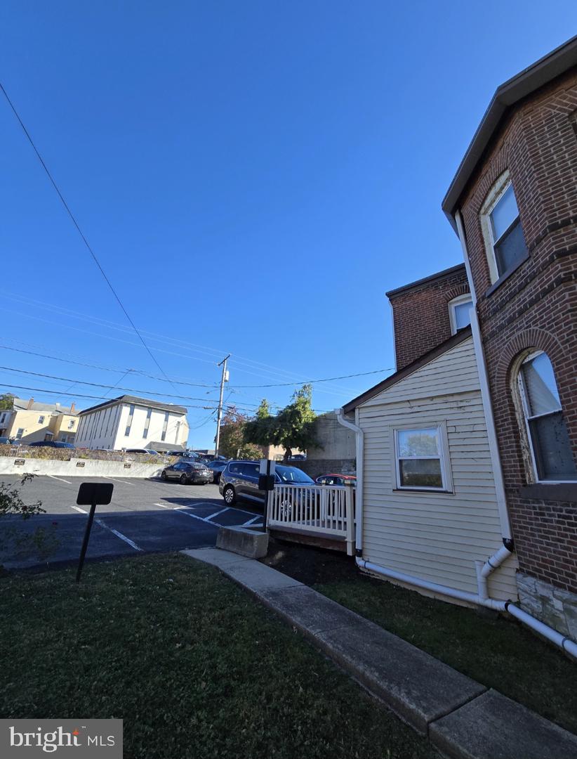 335 W Baltimore Ave Property Photo 7