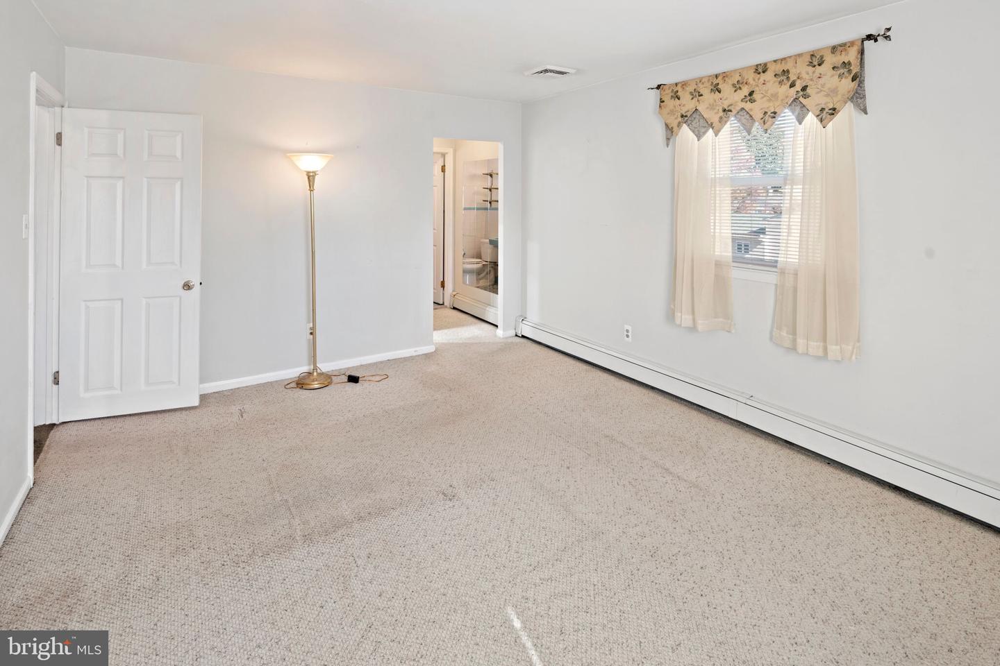 3025 Highwoods Dr Property Photo 26