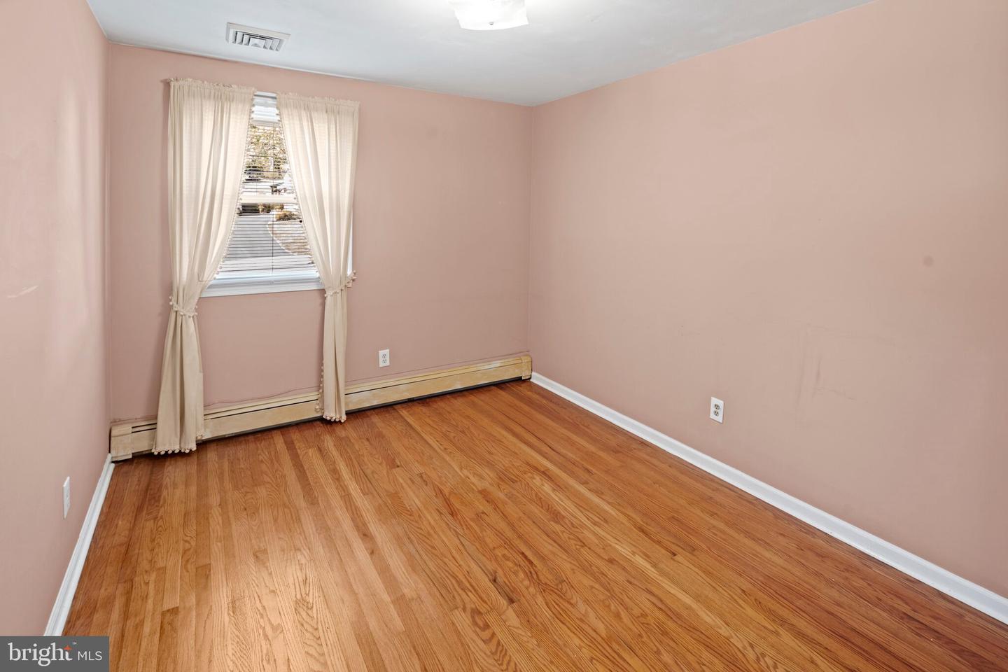 3025 Highwoods Dr Property Photo 37