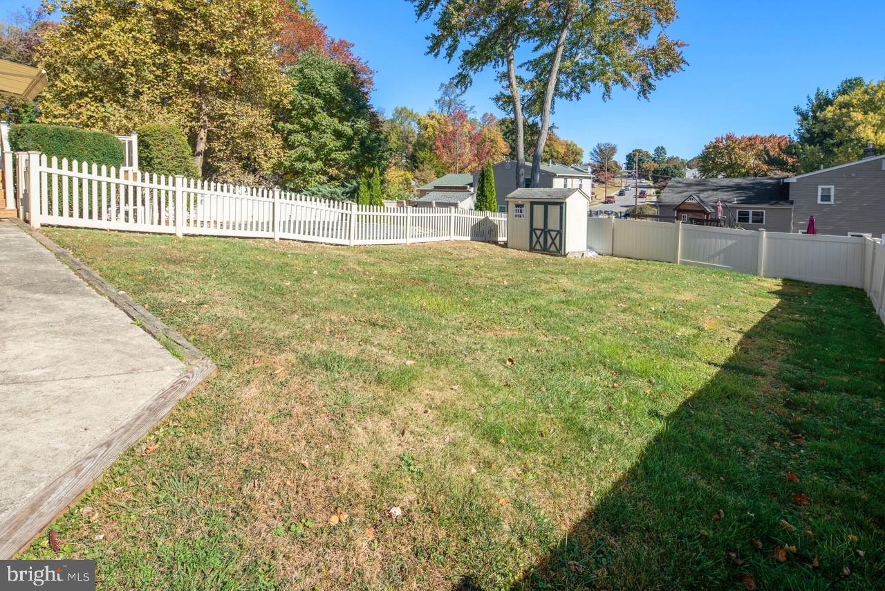 3025 Highwoods Dr Property Photo 55