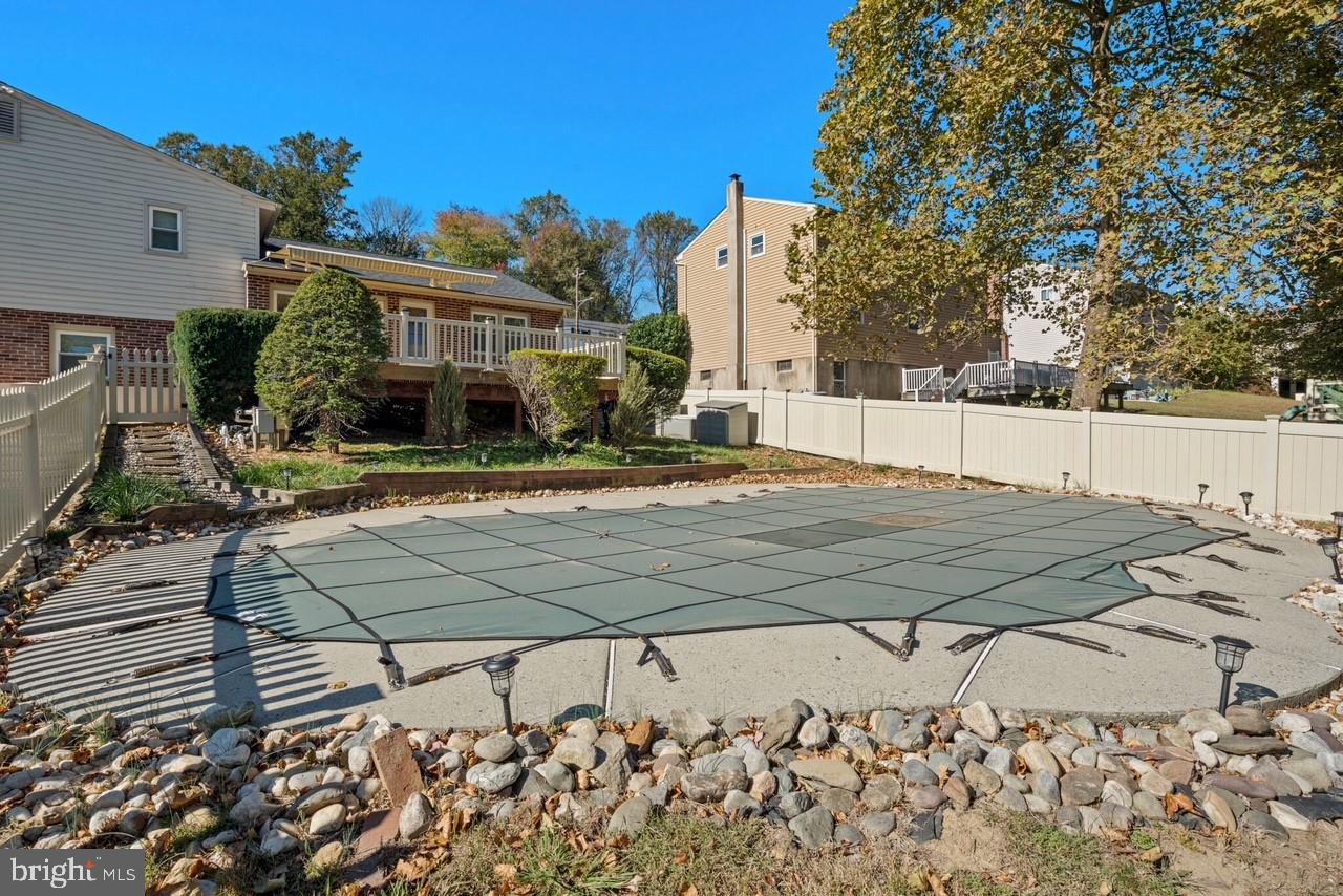 3025 Highwoods Dr Property Photo 61