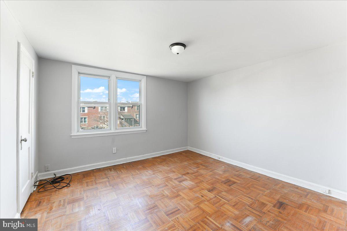 2210 Lynn Blvd Property Photo 10