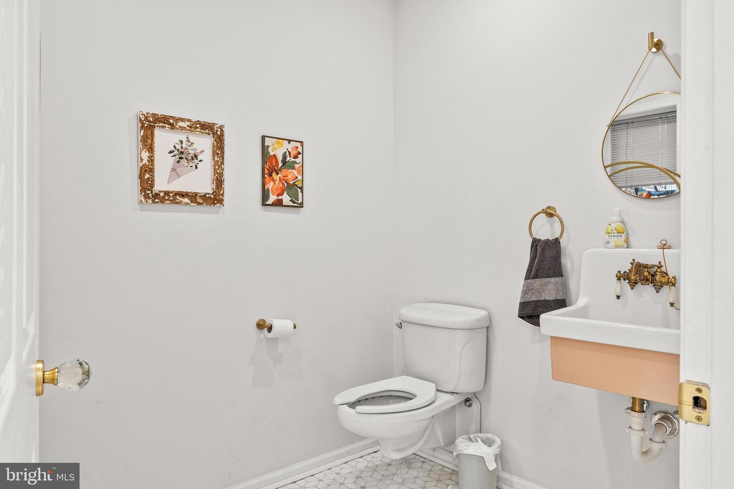 694 Pont Reading Rd Property Photo 21