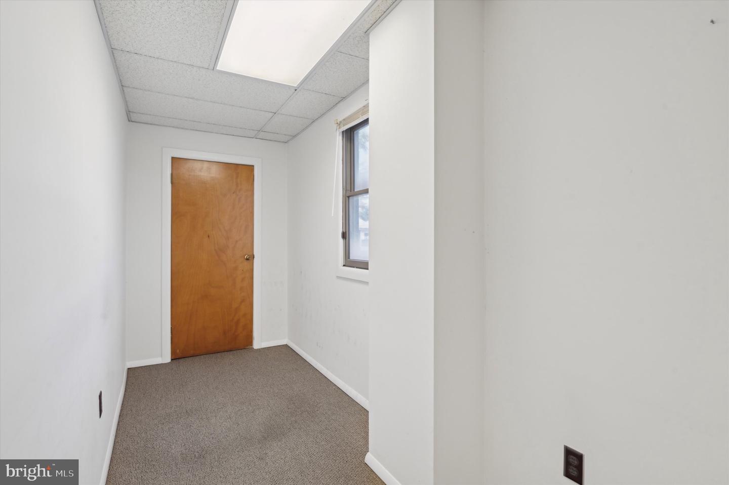 1509 Chichester Ave Property Photo 17