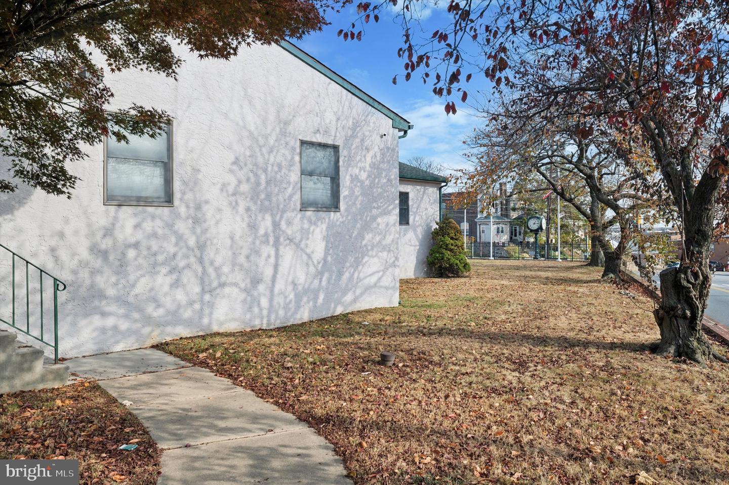 1509 Chichester Ave Property Photo 23