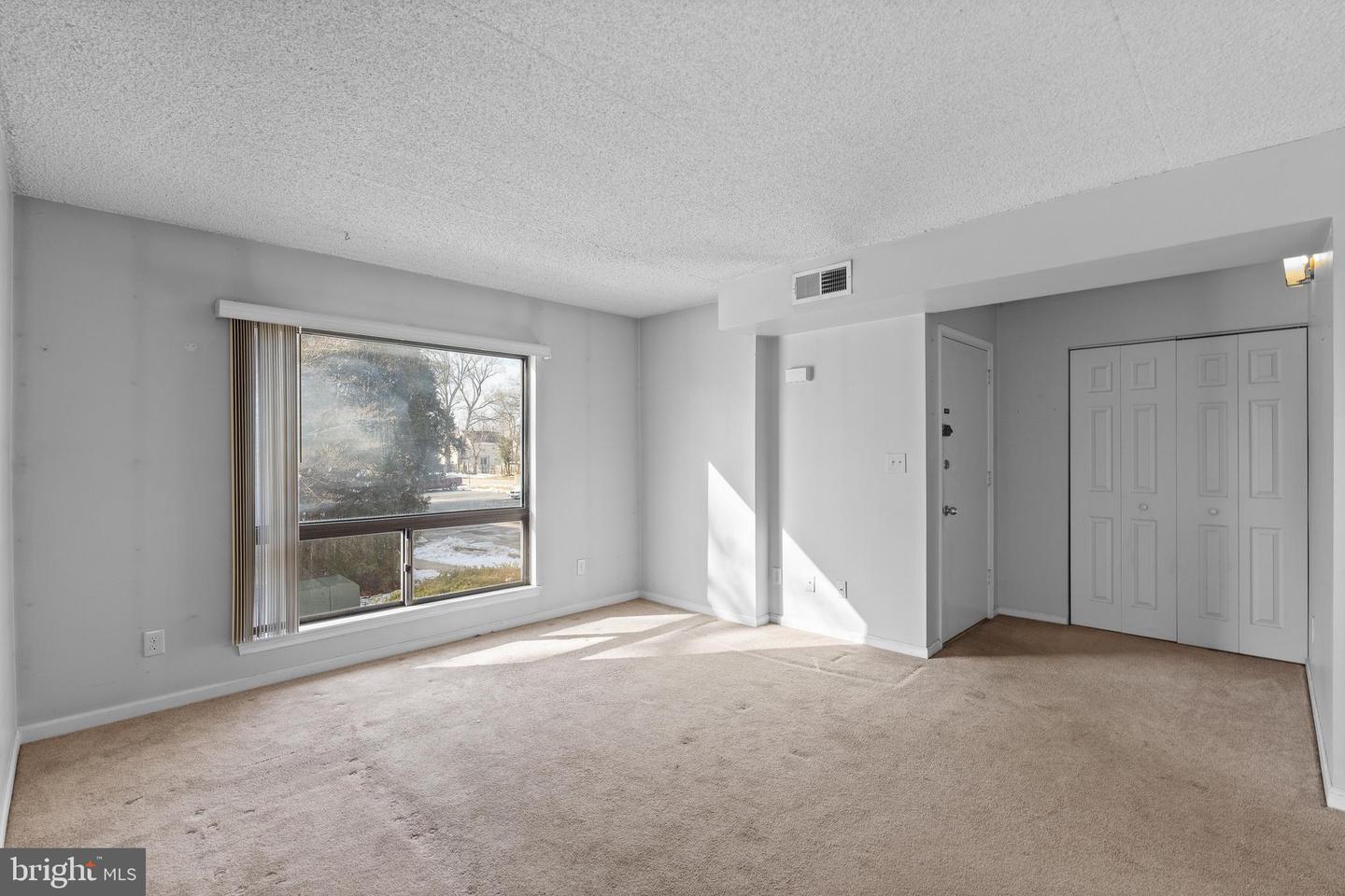 706-a Putnam Blvd #4a Property Photo 14