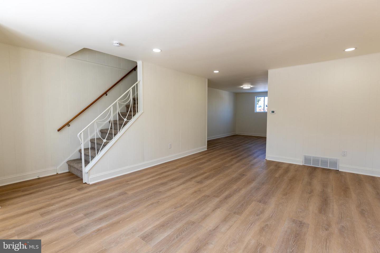 1218 Harshaw Rd Property Photo 3