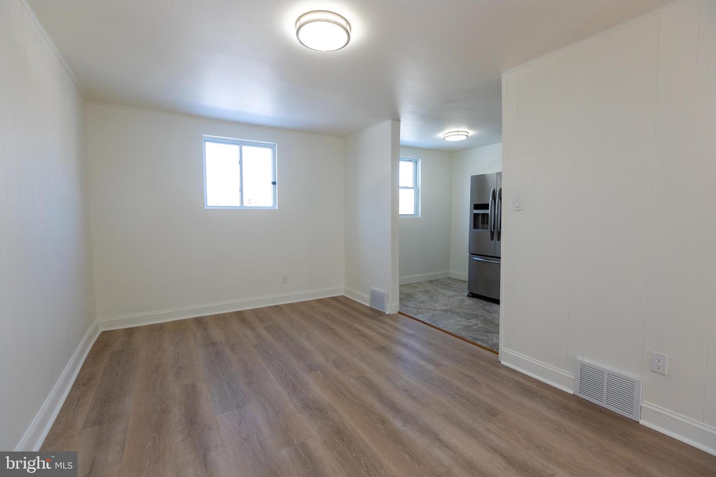 1218 Harshaw Rd Property Photo 5
