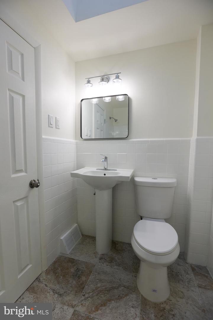 1218 Harshaw Rd Property Photo 14