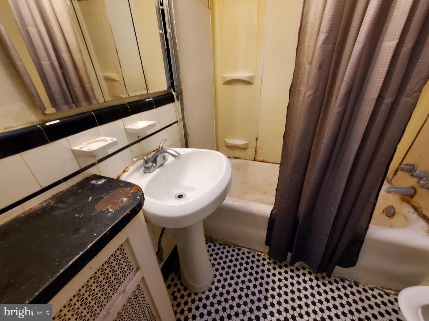 318 Margate Rd Property Photo 9