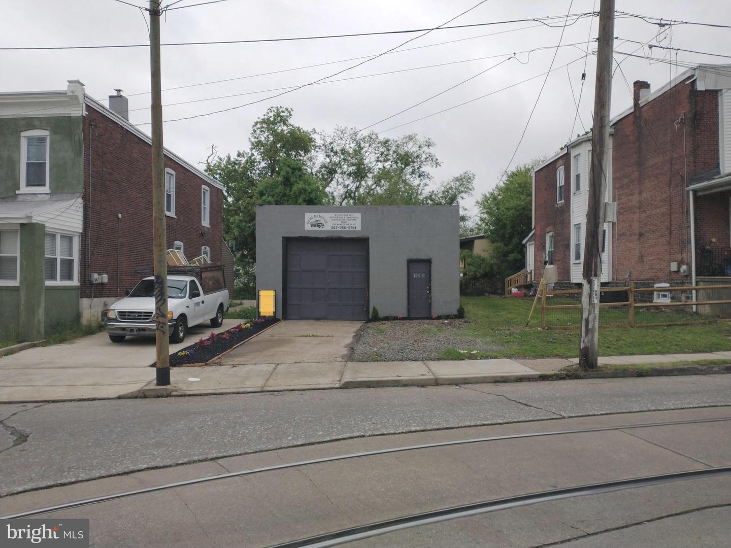 908 Cedar Ave Property Photo 2