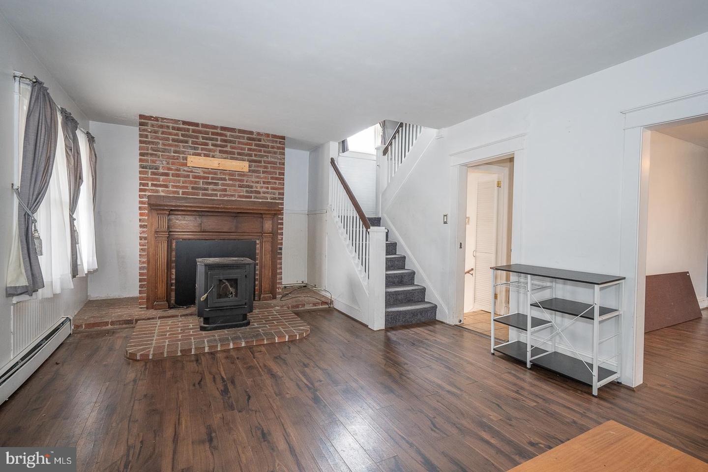 22 Delmont Rd Property Photo 5