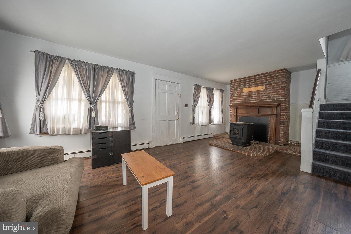 22 Delmont Rd Property Photo 7