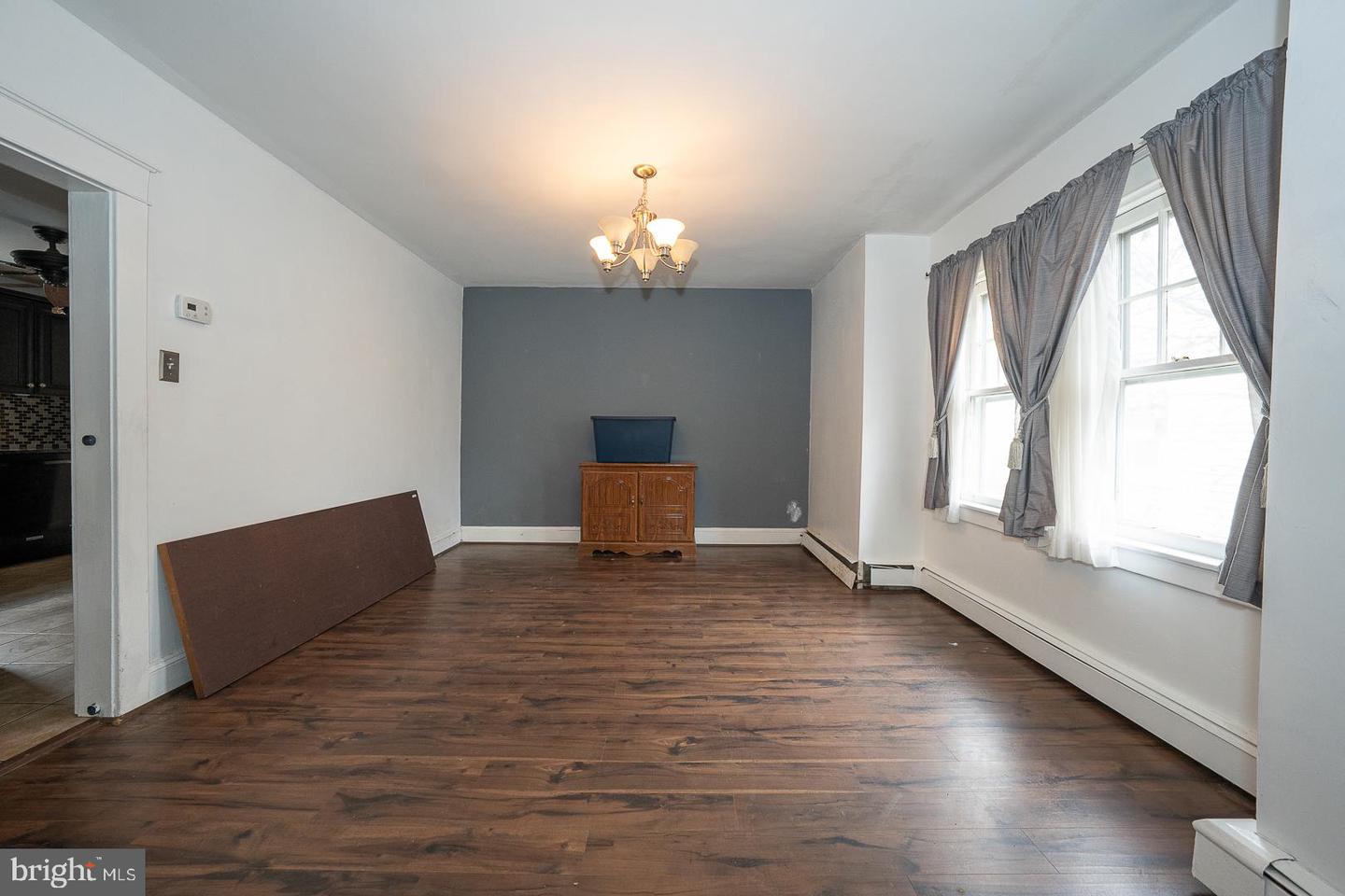 22 Delmont Rd Property Photo 9