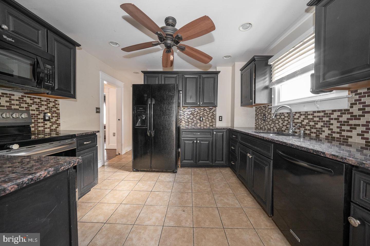 22 Delmont Rd Property Photo 14