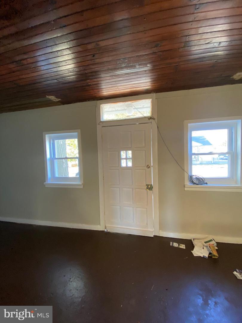 1337 Townsend St Property Photo 2